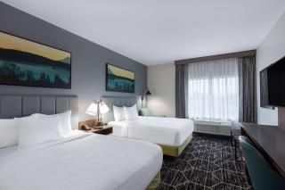 La Quinta Inn & Suites by Wyndham Centralia - 9