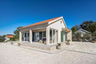 Villa Oliveto with pool - Donji Kašić - 9