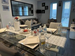 ABBA Views - Londra - 0