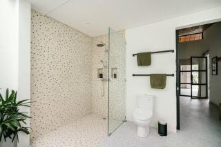 Luxe en comfortabel ~ 5* Locatie ~ Zwembad ~ Kingsize bedden - Canggu - 9