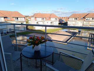 Studio Bowie with shared pool by Interhome - De Haan - 9