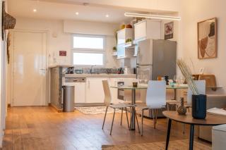 2-Bedroom Apartment with Terrace and Side Sea View - Cannes - 2
