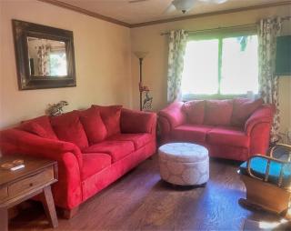 Read Haven 3 Bedroom, 1.5 Bath - 5