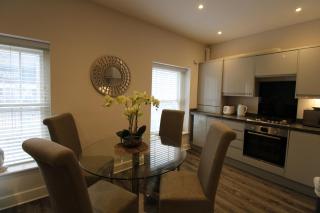 The Warren @ Short Stays - Basingstoke - 3