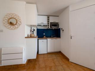Apartment Les Maisons sur la Plage-12 by Interhome - Narbonne-Plage - 2