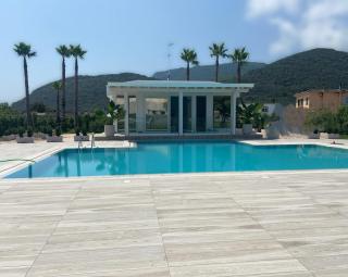 Female Resort - 8