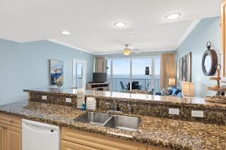 Boardwalk Beach Resort #1403 by Book That Condo - Panama City Beach - 6