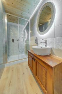 Casa Marie, Stay in a Traditional Corner Townhouse in the 3 cities, built in 1881 - Cospicua - 2