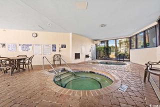 Newly Renovated Privately owned OF condo on 6th floor Ocean Reef with pools, hot tubs, lazy river and waterpark - Myrtle Beach - 3