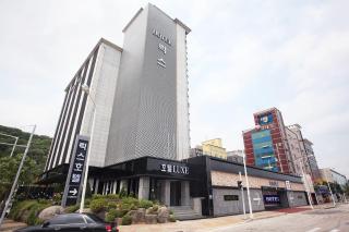 Luxe Hotel - Paju - 0