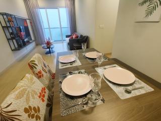 EasyStay Windmill 2-bedrooms 4-6pax Free WiFi Parking & High Floor No Deposit No Queue - 1