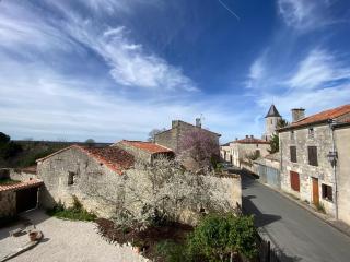 Maison Dix Tusson - Tusson - 9