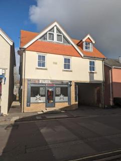 Central Village flat, close to beach - Milford on Sea - 7