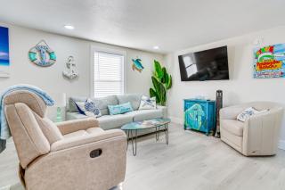 Gulf Breeze Home with Deck Walk to Public Boat Ramp - Oriole Beach - 5