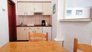 Apartments Jure - Makarska - 7