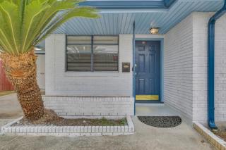 7 Mi to Dtwn NOLA Pet-Friendly Home with Yard - 8