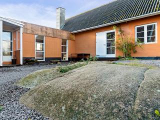 Holiday Home Adrienne - 6-4km from the sea by Interhome - Åkirkeby - 5