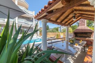 SUMAN APARTMENT WITH SHARED SWIMMING POOL, 120m FROM THE BEACH - Kastel Stafilic - 6