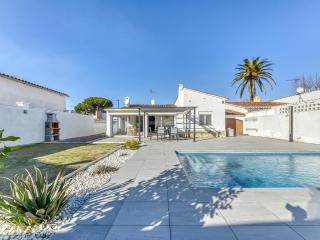 Holiday Home Villa Montgrí by Interhome - Empuriabrava - 0