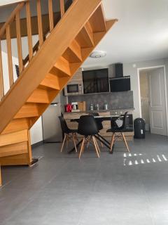 BOUCHON POUR 4 Avenue de Champagne à 3 minutes - Épernay - 1