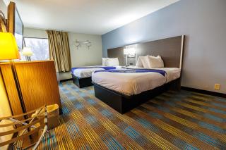 New Victorian Inn & Suites Omaha - Omaha - 1