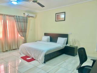 Royals 2 bedrooms Luxury - Accra - 8