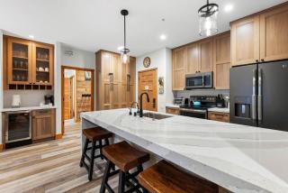 Premium Two Bedroom #700 - Olympic Valley - 0