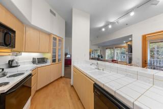 Two Bedroom #521 - Olympic Valley - 3