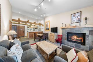 Two Bedroom #800 - Olympic Valley - 7