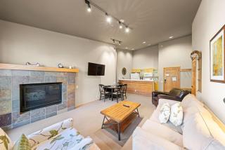 Two Bedroom #809 - Olympic Valley - 7