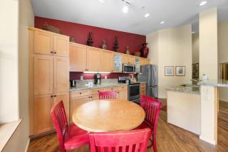Two Bedroom #813 - Olympic Valley - 8