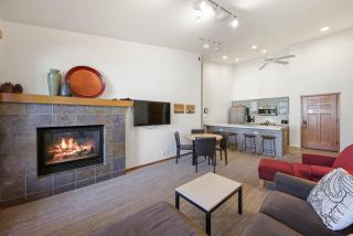 Two Bedroom #801 - Olympic Valley - 5