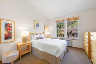Two Bedroom #814 - Olympic Valley - 3