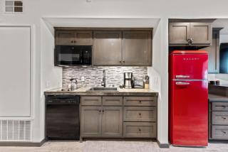 Studio #117 - Olympic Valley - 9