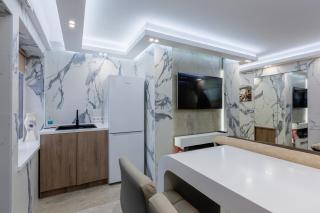 Hammam , big Jacuzzi ,Sauna , 2 bedroom , Khrechatik - Kiev - 3