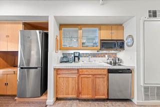 Studio #215 - Olympic Valley - 8