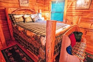 Mick's Hideaway - Semi-Secluded - Sevierville - 7