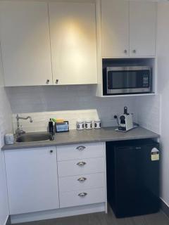 Entire Upper Floor 1 Bedroom - Brisbane - 5