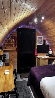 Heatherbrae Cosy Wooden Pod - 1