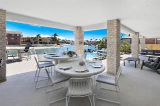 Luxury Waterfront Property - Central Mooloolaba - Mooloolaba - 4