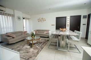 LUXURY 2-BEDROOM 2-BATHROOM SUITE SIGNATURE APARTMENTS MINUTES FROM KOTOKA AIRPORT - Accra - 0