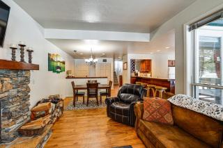 Meadow Creek Golf Resort Condo Skiing and Lake Life - 5