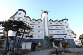 MGM Hotel - Gangneung - 0