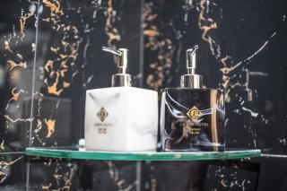Lotus Hotel - A24, Khu Đấu Giá, Vạn Phúc - by Bay Luxury - Hà Ðông - 2
