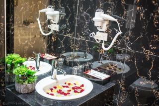 Lotus Hotel - A24, Khu Đấu Giá, Vạn Phúc - by Bay Luxury - Hà Ðông - 1