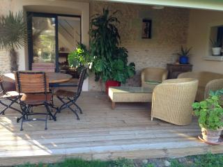 Ancien Fournil Cosy avec Piscine Couverte, Parc Verdoyant et Sauna, à 30 mn du Mans - FR-1-410-432 - Vivoin - 0