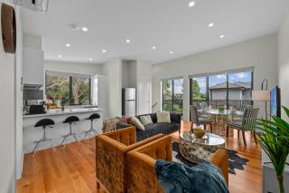 ModernTownhouse7km to CBD, Western health 5 to Cbd - 8