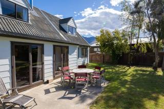 Quintessentially Kiwi on Aubrey - Wanaka - 8
