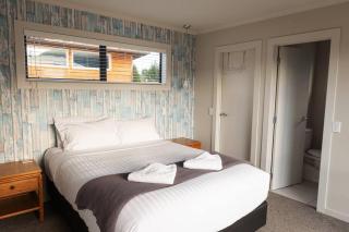 Peaceful Hawea Escape - Lake Hāwea - 7