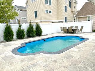 Vacation Rental With Pool On Lbi - Beach Haven - 5